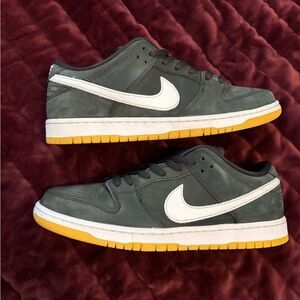 Nike SB “black gum” Men's 11.5. No box